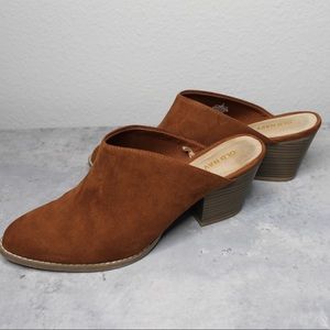 Brown Mules